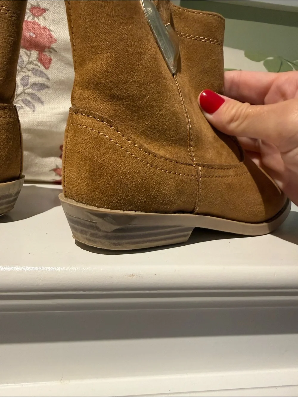 Cowgirl Boots - Brown Suede